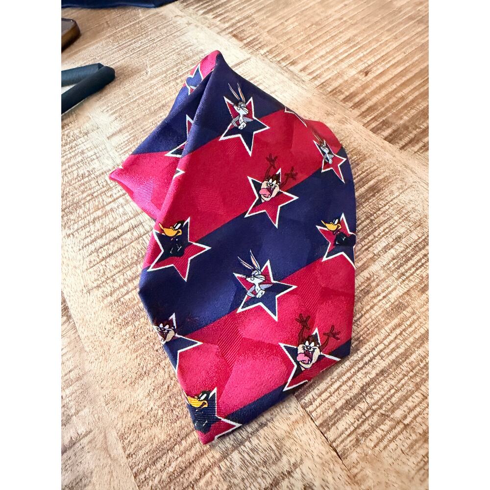 Looney Tunes Mania Tie 1995 Bugs Bunny Taz Daffy Silk Red Blue Stars
